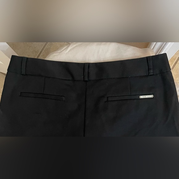 ANNE KLEIN NWT Sz 4, Retail $89 Deep Black Dress Pants; Mid Rise, Ankle Cropped. - Picture 3 of 15